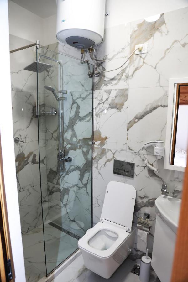--Hotel Deal-- Rooms With Castle View กรูเยอ ภายนอก รูปภาพ