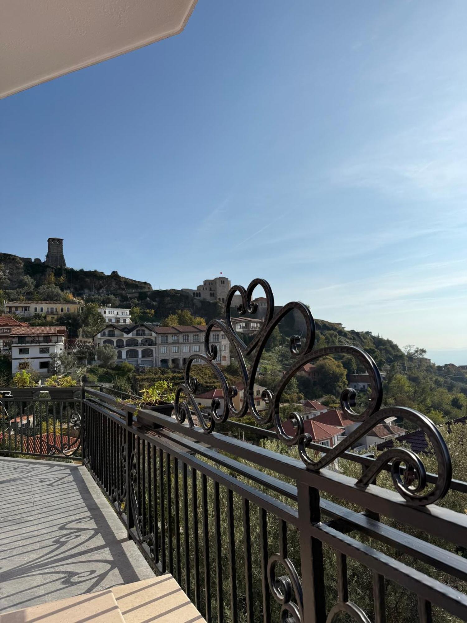 --Hotel Deal-- Rooms With Castle View กรูเยอ ภายนอก รูปภาพ