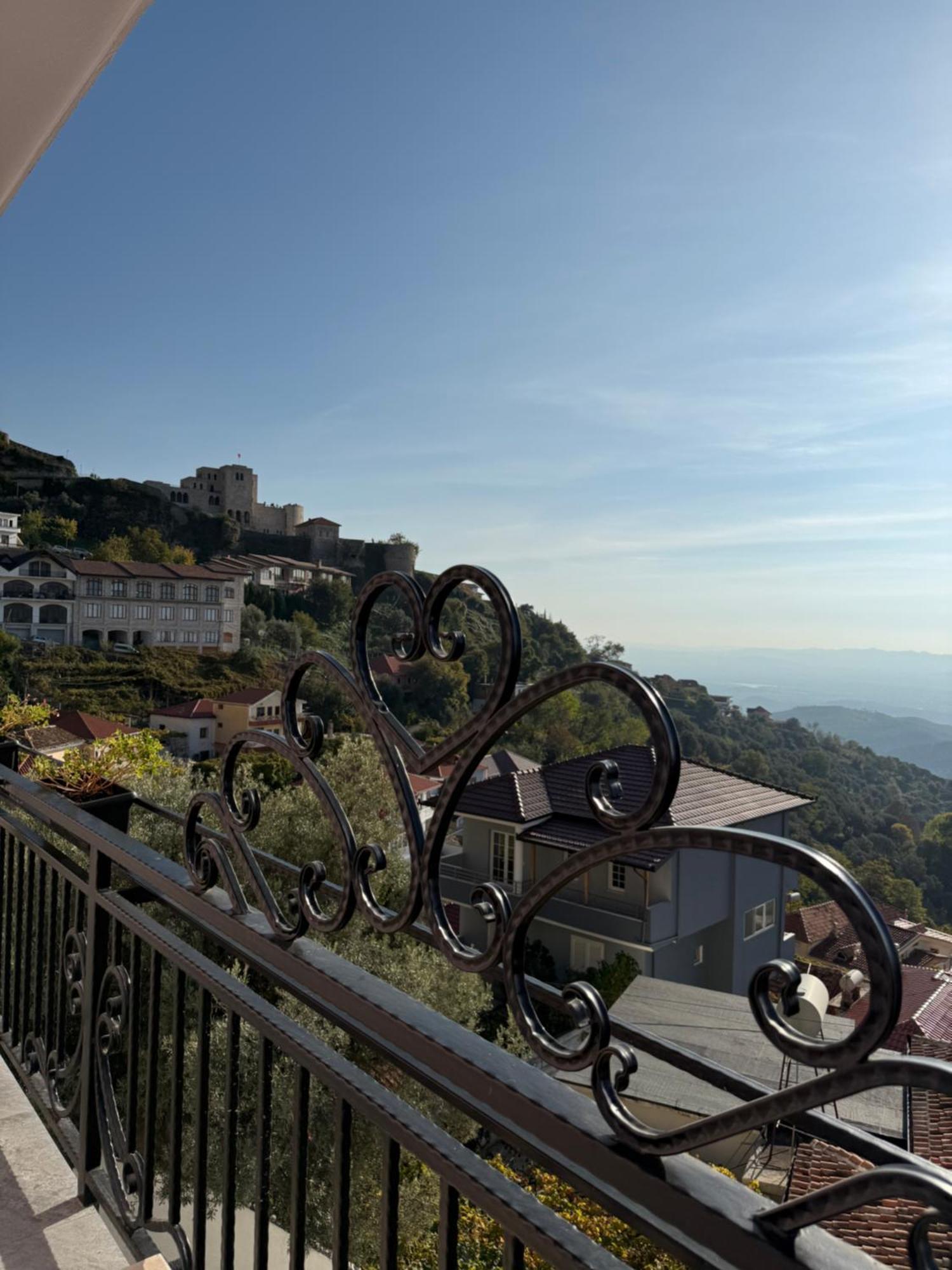 --Hotel Deal-- Rooms With Castle View กรูเยอ ภายนอก รูปภาพ